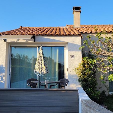 Villa Meze Avec Vue Face A L'Etang Extérieur photo