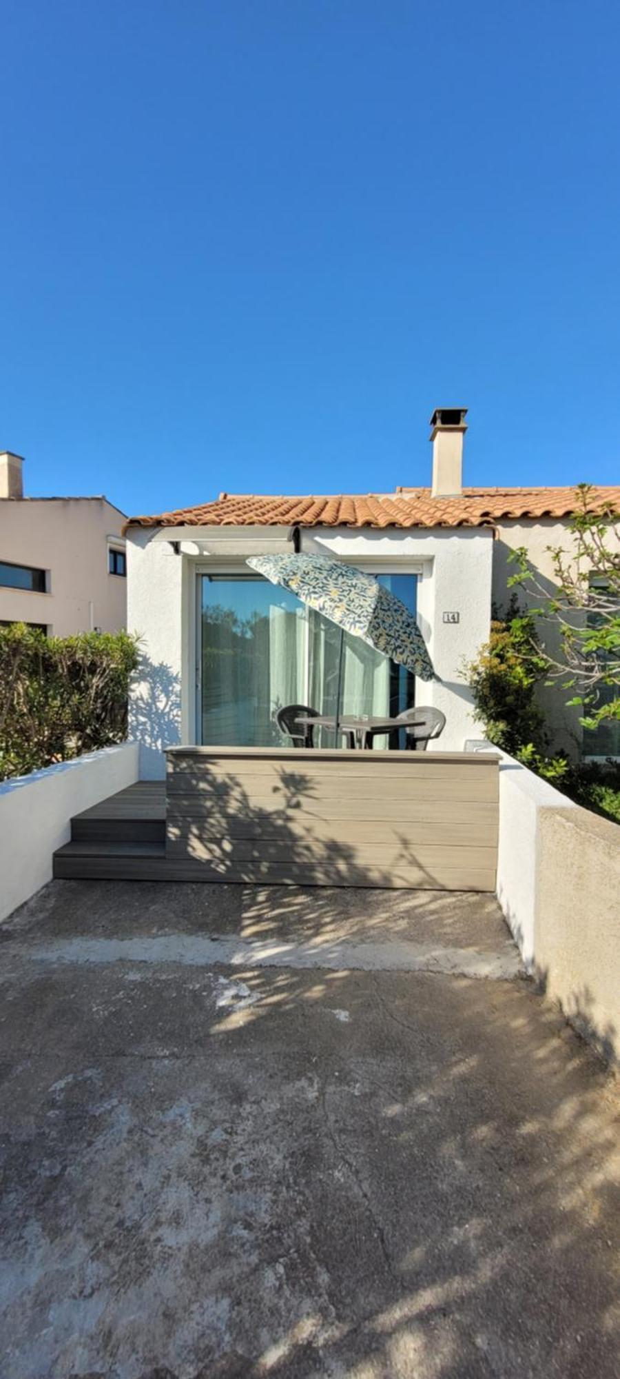 Villa Meze Avec Vue Face A L'Etang Extérieur photo